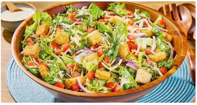 Family House Salad (serves 4)